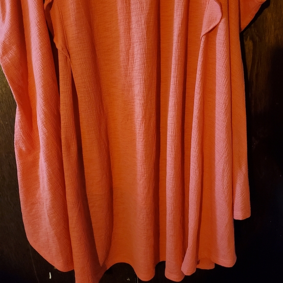 Top - Picture 2 of 7